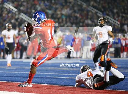 Thumbnail 1 in Central @ Folsom (CIF NorCal Regional 1-AA Division Final) photogallery.