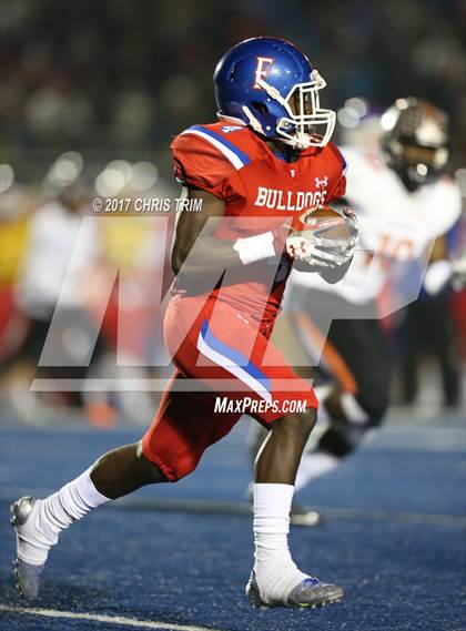 Thumbnail 3 in Central @ Folsom (CIF NorCal Regional 1-AA Division Final) photogallery.