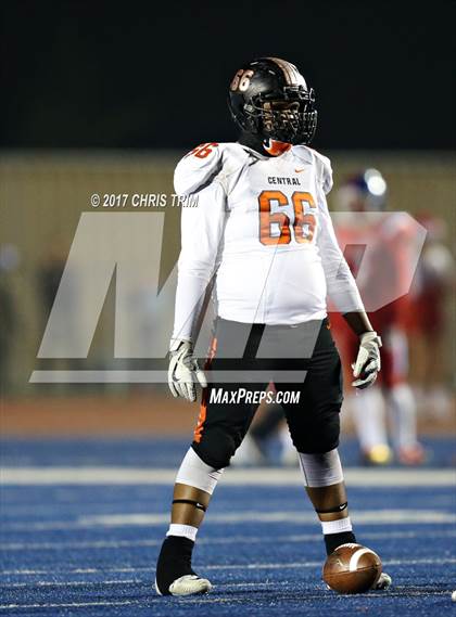 Thumbnail 2 in Central @ Folsom (CIF NorCal Regional 1-AA Division Final) photogallery.