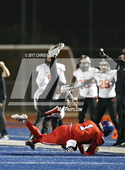 Thumbnail 2 in Central @ Folsom (CIF NorCal Regional 1-AA Division Final) photogallery.