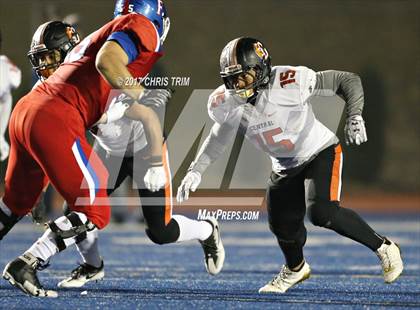 Thumbnail 1 in Central @ Folsom (CIF NorCal Regional 1-AA Division Final) photogallery.