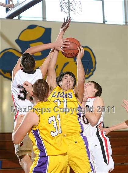 Thumbnail 3 in Live Oak vs. Corning (Pierce Tournament) photogallery.