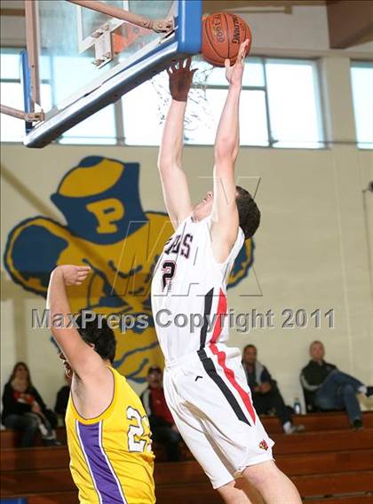 Thumbnail 3 in Live Oak vs. Corning (Pierce Tournament) photogallery.