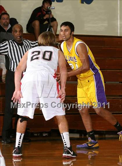 Thumbnail 2 in Live Oak vs. Corning (Pierce Tournament) photogallery.