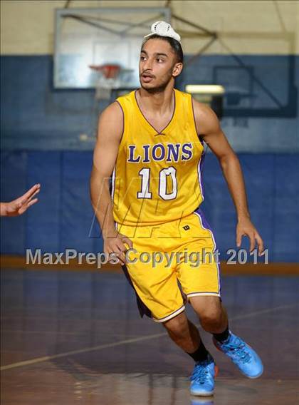 Thumbnail 2 in Live Oak vs. Corning (Pierce Tournament) photogallery.