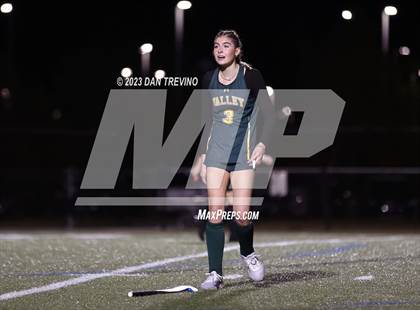 Thumbnail 2 in Gloucester vs. Loudoun Valley (VHSL Class 4 Final) photogallery.