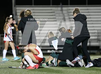 Thumbnail 1 in Gloucester vs. Loudoun Valley (VHSL Class 4 Final) photogallery.