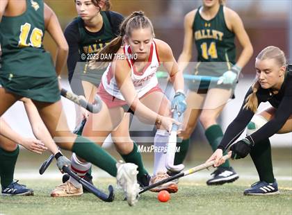 Thumbnail 3 in Gloucester vs. Loudoun Valley (VHSL Class 4 Final) photogallery.