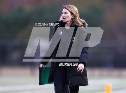 Thumbnail 1 in Gloucester vs. Loudoun Valley (VHSL Class 4 Final) photogallery.
