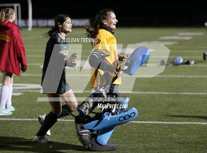 Thumbnail 1 in Gloucester vs. Loudoun Valley (VHSL Class 4 Final) photogallery.