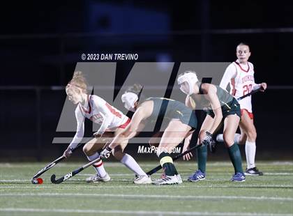 Thumbnail 1 in Gloucester vs. Loudoun Valley (VHSL Class 4 Final) photogallery.