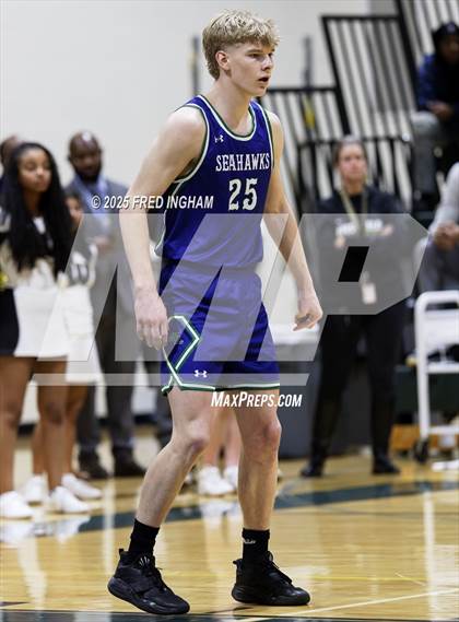 Thumbnail 1 in Westfield vs. South Lakes (VHSL Class 6D Region Final) photogallery.