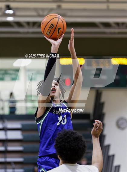 Thumbnail 1 in Westfield vs. South Lakes (VHSL Class 6D Region Final) photogallery.