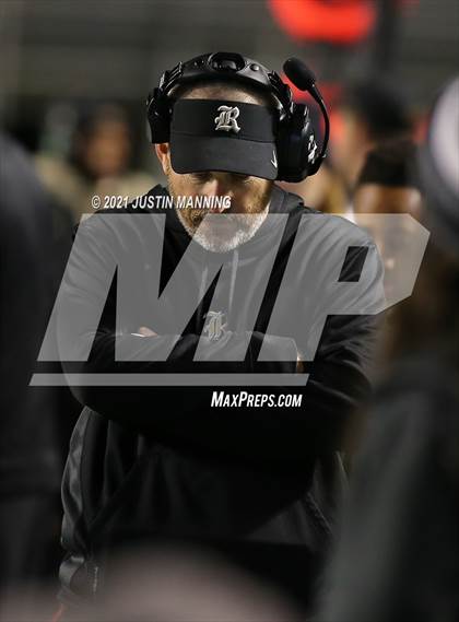 Thumbnail 2 in Shiloh Christian vs. Robinson (AAA 4A Final) photogallery.