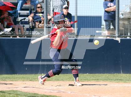 Thumbnail 3 in Crandall vs Aubrey (UIL 4A Regional Quarterfinal, Game 3) photogallery.
