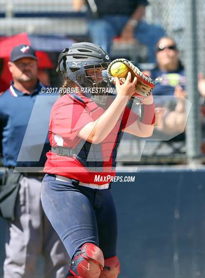 Thumbnail 2 in Crandall vs Aubrey (UIL 4A Regional Quarterfinal, Game 3) photogallery.