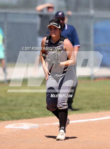 Thumbnail 2 in Crandall vs Aubrey (UIL 4A Regional Quarterfinal, Game 3) photogallery.