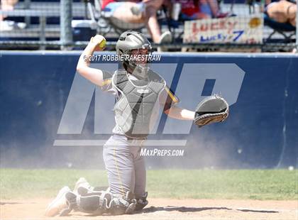 Thumbnail 2 in Crandall vs Aubrey (UIL 4A Regional Quarterfinal, Game 3) photogallery.