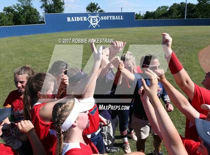 Thumbnail 2 in Crandall vs Aubrey (UIL 4A Regional Quarterfinal, Game 3) photogallery.