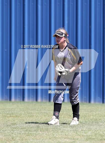Thumbnail 3 in Crandall vs Aubrey (UIL 4A Regional Quarterfinal, Game 3) photogallery.