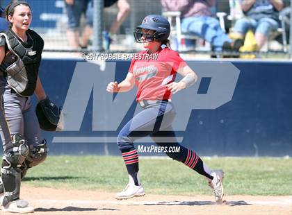 Thumbnail 1 in Crandall vs Aubrey (UIL 4A Regional Quarterfinal, Game 3) photogallery.