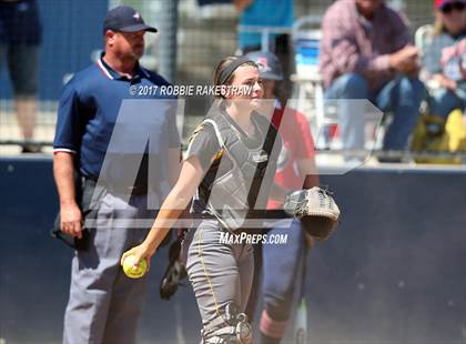 Thumbnail 1 in Crandall vs Aubrey (UIL 4A Regional Quarterfinal, Game 3) photogallery.