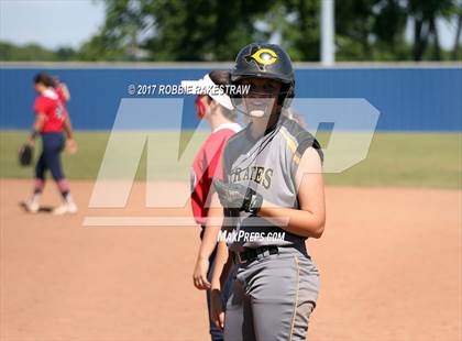 Thumbnail 2 in Crandall vs Aubrey (UIL 4A Regional Quarterfinal, Game 3) photogallery.