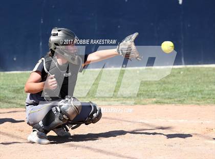 Thumbnail 1 in Crandall vs Aubrey (UIL 4A Regional Quarterfinal, Game 3) photogallery.