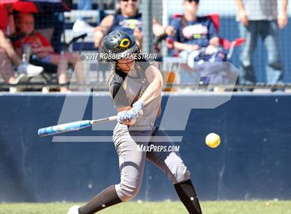 Thumbnail 3 in Crandall vs Aubrey (UIL 4A Regional Quarterfinal, Game 3) photogallery.