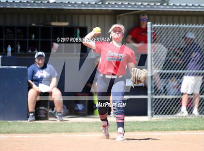Thumbnail 2 in Crandall vs Aubrey (UIL 4A Regional Quarterfinal, Game 3) photogallery.