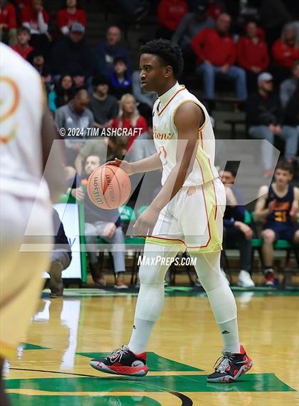 Thumbnail 2 in Seton Catholic vs Liberty Christian (IHSAA 3A Regional 27 Final) photogallery.