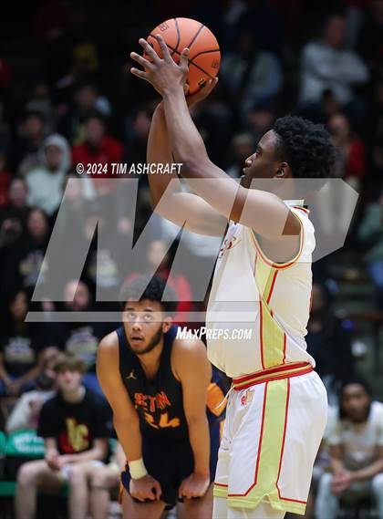 Thumbnail 2 in Seton Catholic vs Liberty Christian (IHSAA 3A Regional 27 Final) photogallery.