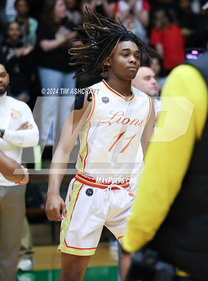 Thumbnail 3 in Seton Catholic vs Liberty Christian (IHSAA 3A Regional 27 Final) photogallery.