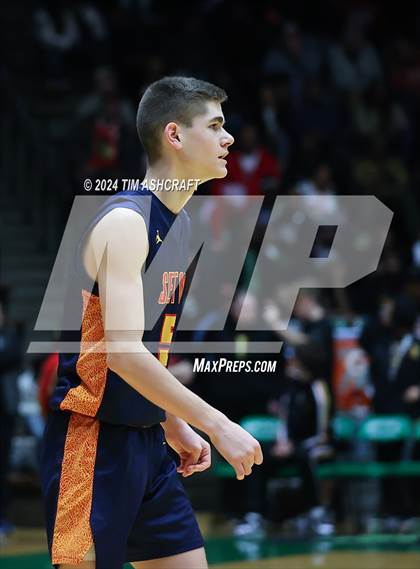Thumbnail 3 in Seton Catholic vs Liberty Christian (IHSAA 3A Regional 27 Final) photogallery.