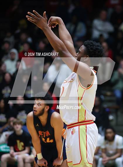 Thumbnail 2 in Seton Catholic vs Liberty Christian (IHSAA 3A Regional 27 Final) photogallery.