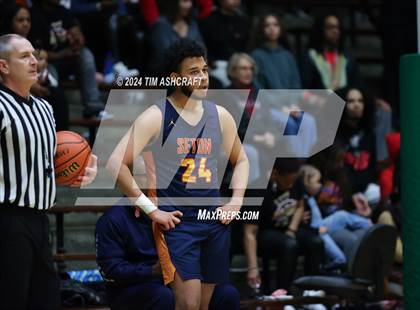 Thumbnail 3 in Seton Catholic vs Liberty Christian (IHSAA 3A Regional 27 Final) photogallery.
