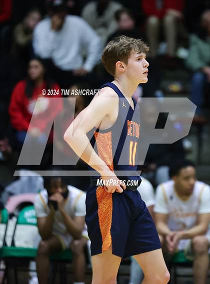 Thumbnail 1 in Seton Catholic vs Liberty Christian (IHSAA 3A Regional 27 Final) photogallery.