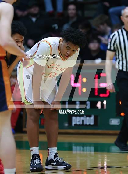 Thumbnail 2 in Seton Catholic vs Liberty Christian (IHSAA 3A Regional 27 Final) photogallery.