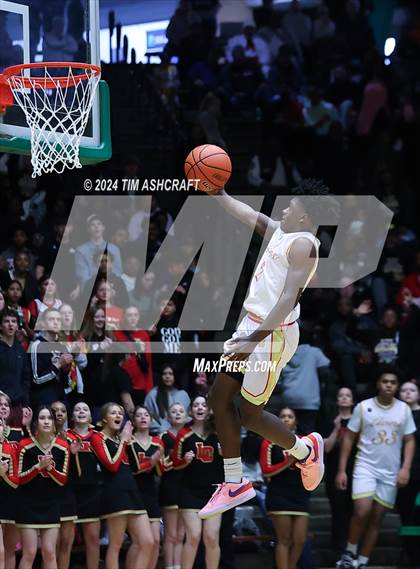 Thumbnail 2 in Seton Catholic vs Liberty Christian (IHSAA 3A Regional 27 Final) photogallery.