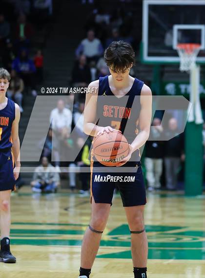 Thumbnail 3 in Seton Catholic vs Liberty Christian (IHSAA 3A Regional 27 Final) photogallery.