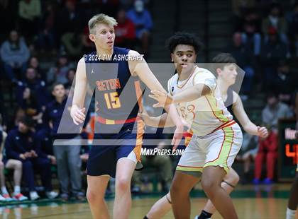 Thumbnail 2 in Seton Catholic vs Liberty Christian (IHSAA 3A Regional 27 Final) photogallery.