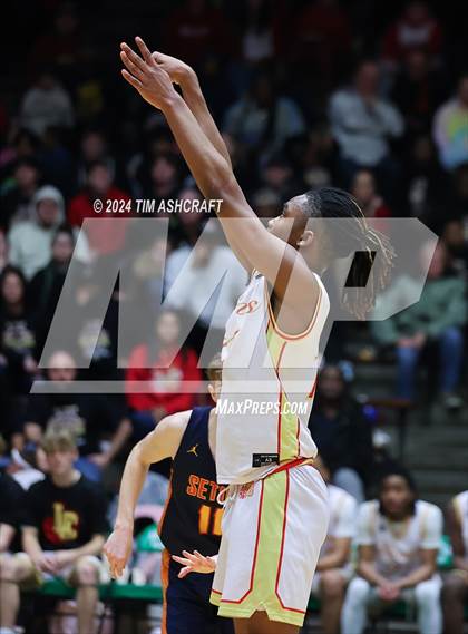 Thumbnail 1 in Seton Catholic vs Liberty Christian (IHSAA 3A Regional 27 Final) photogallery.
