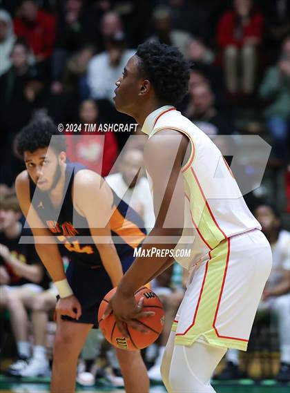 Thumbnail 3 in Seton Catholic vs Liberty Christian (IHSAA 3A Regional 27 Final) photogallery.