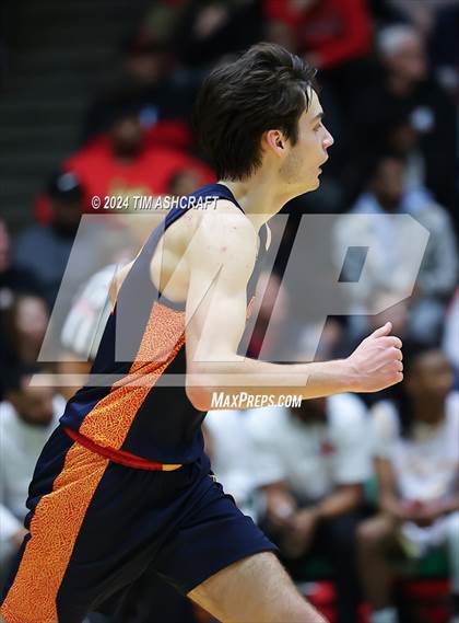 Thumbnail 3 in Seton Catholic vs Liberty Christian (IHSAA 3A Regional 27 Final) photogallery.