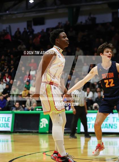Thumbnail 2 in Seton Catholic vs Liberty Christian (IHSAA 3A Regional 27 Final) photogallery.