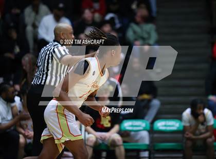 Thumbnail 3 in Seton Catholic vs Liberty Christian (IHSAA 3A Regional 27 Final) photogallery.