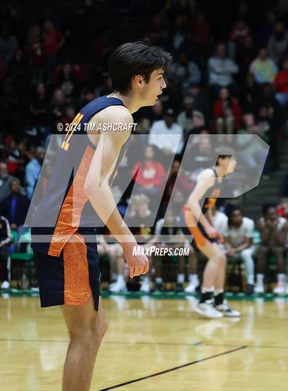 Thumbnail 2 in Seton Catholic vs Liberty Christian (IHSAA 3A Regional 27 Final) photogallery.