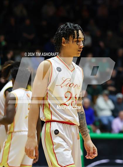 Thumbnail 2 in Seton Catholic vs Liberty Christian (IHSAA 3A Regional 27 Final) photogallery.