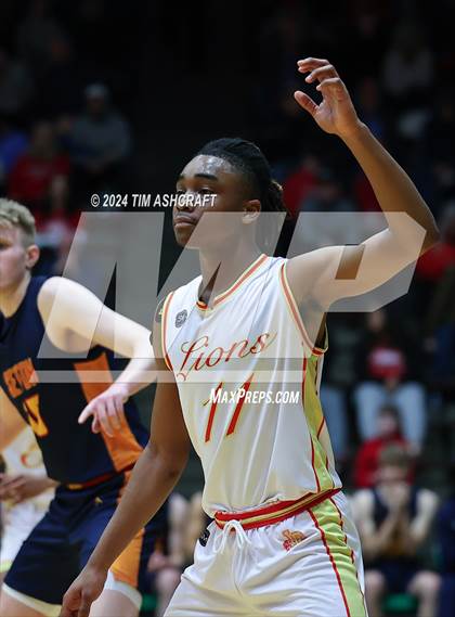 Thumbnail 1 in Seton Catholic vs Liberty Christian (IHSAA 3A Regional 27 Final) photogallery.