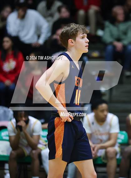 Thumbnail 2 in Seton Catholic vs Liberty Christian (IHSAA 3A Regional 27 Final) photogallery.